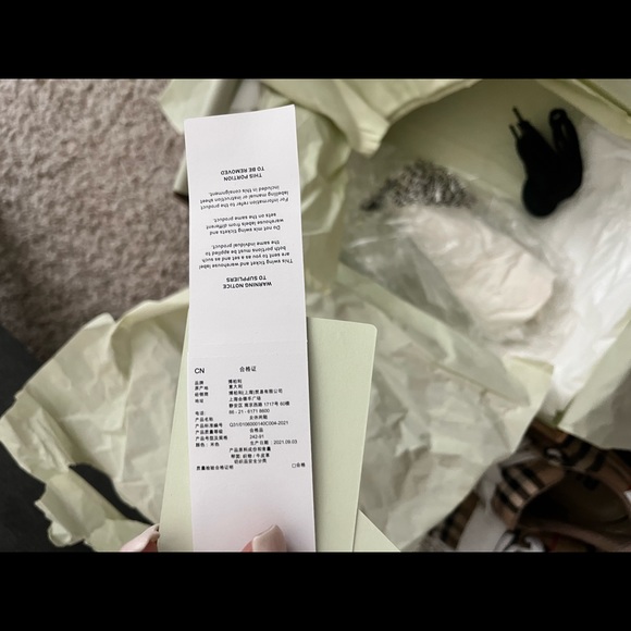 COPY - Burberry sneakers - Picture 6 of 16